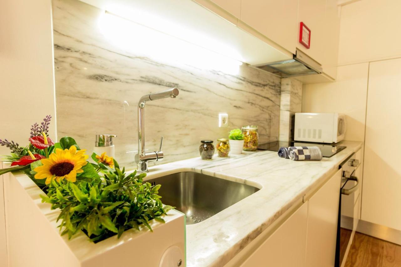 Guest H4U - Bonjardim Terrasse Center Apartment Porto Luaran gambar